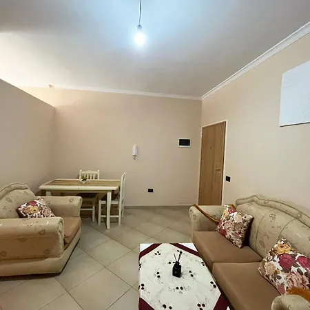 B2 2 Apartment *